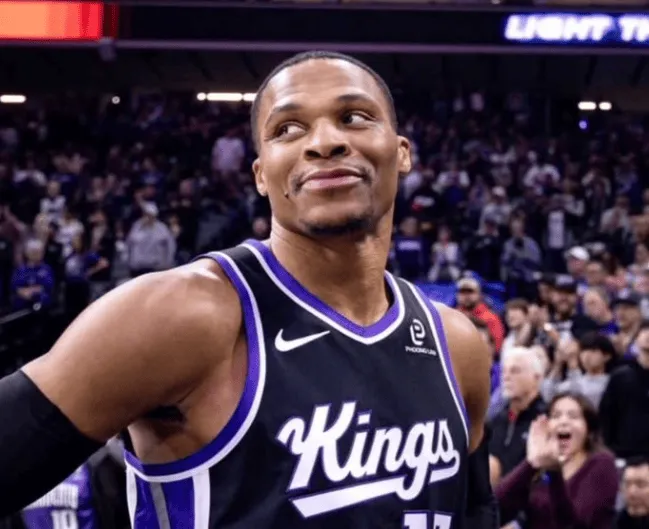 开云体育APP下载-威少近3战场均23.7分6.7助2.3板，命中率62.8%&amp;amp;三分47.6%