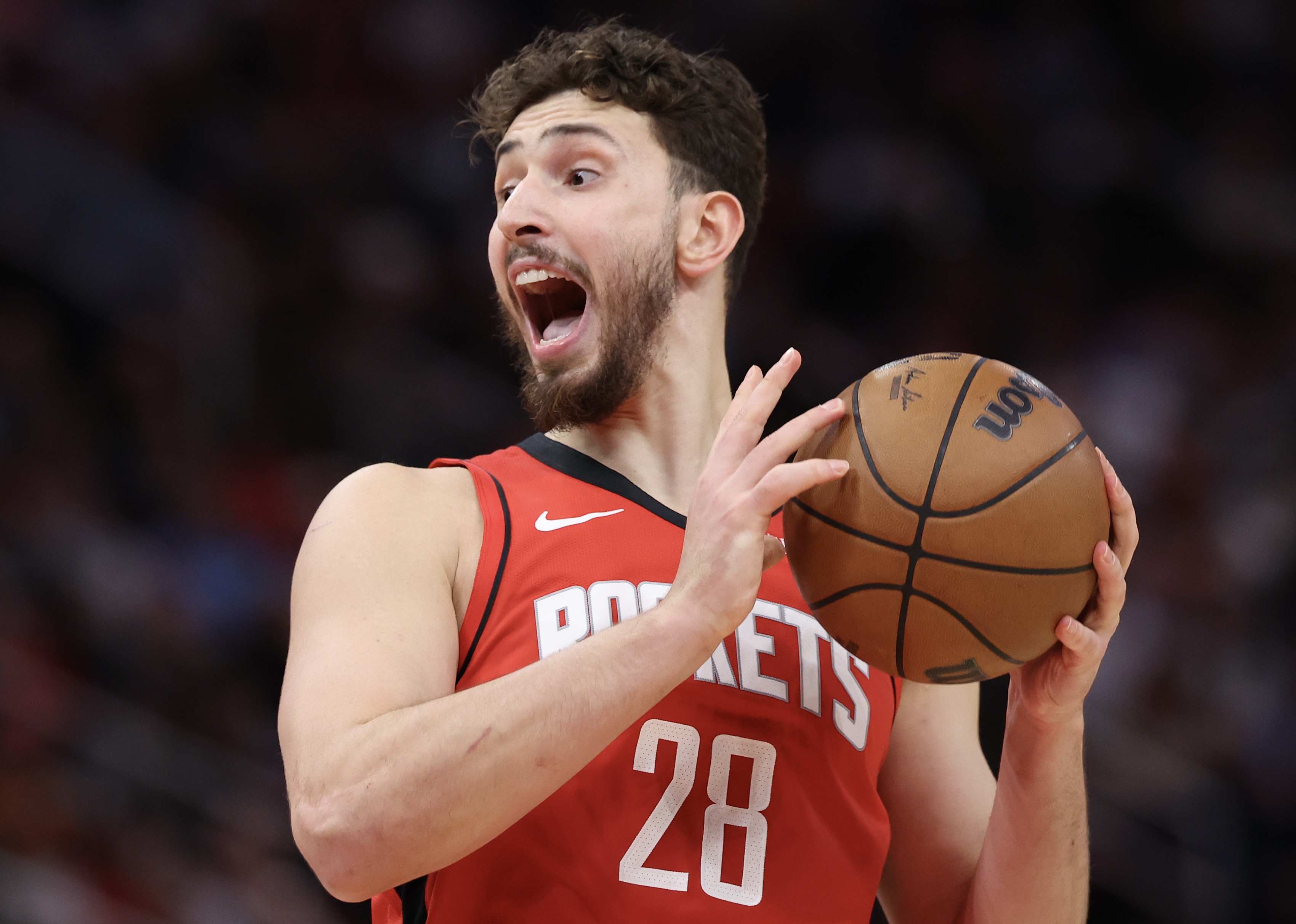 开云APP-对手挡拆让自己去防后卫？申京：我知道自己能防住 但没足够努力