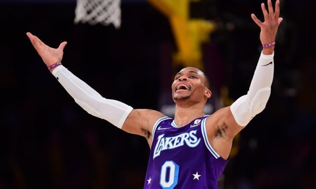 开云APP-NBA流言：比尔离队传言已消失 76人仍盼西蒙斯归队