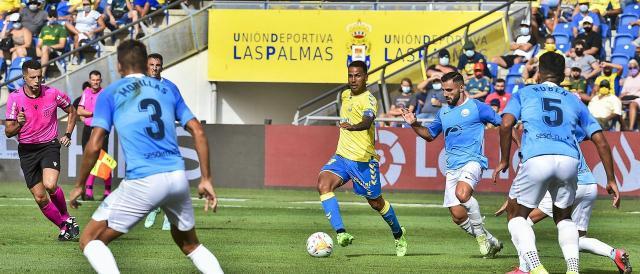 开云体育官网-比埃拉时隔4个月重返球场 代表拉斯帕尔马斯首发